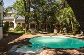 Jacaranda Lodge